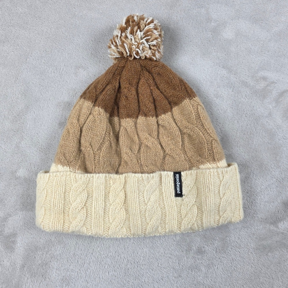 Patagonia Beanie Hat Womens Brown Knit Pom Winter Cable Cuffed Cold Weather Warm